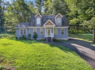 5086 Pine Ridge Rd N, East Stroudsburg, PA 18302