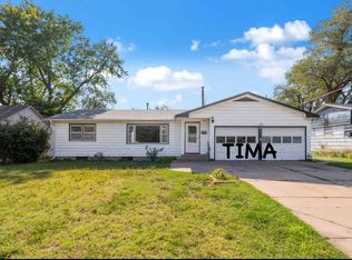 2411 N Edgemore Ave #B, North Newton, KS 67117