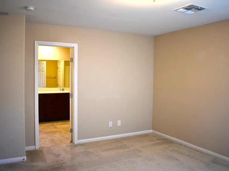 6973 W Ford Ave — Photo 19
