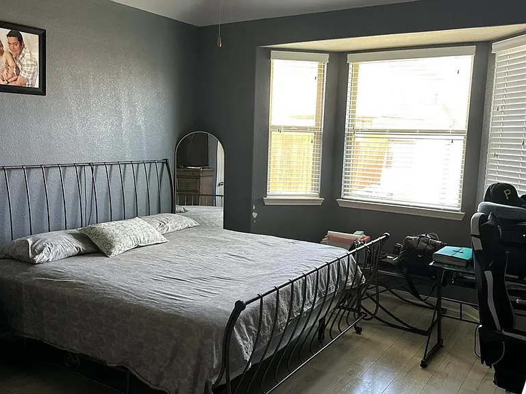 2819 Cold River Dr — Photo 8