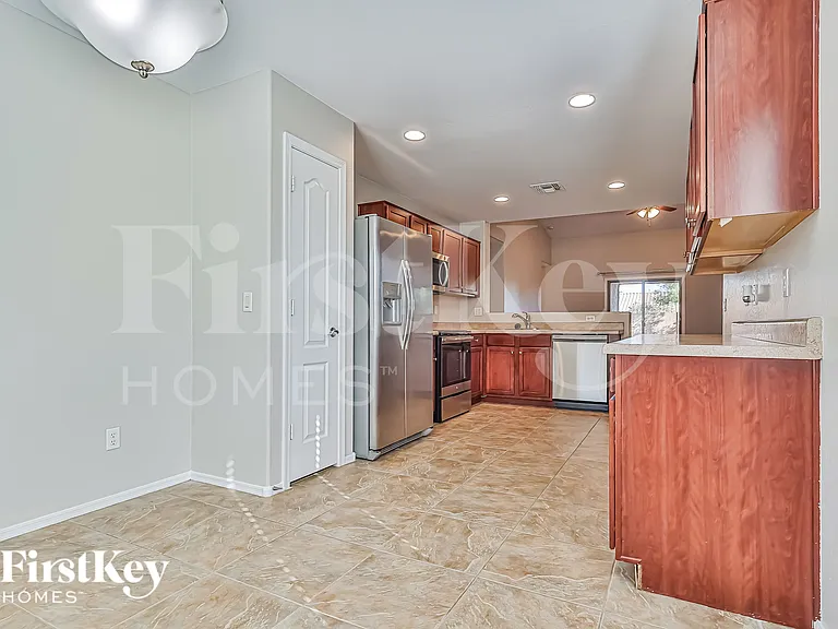2794 W Mira Dr — Photo 6