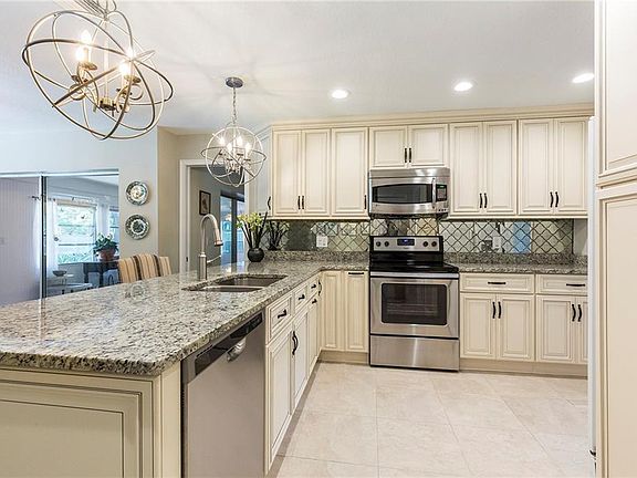 4th image of 2707 Ashwood Ct