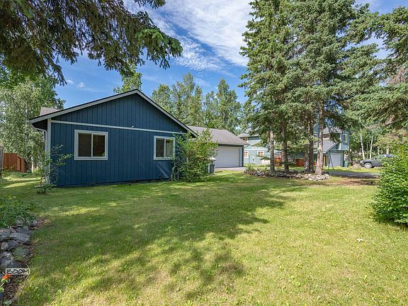 5th image of 11238 Borealis St