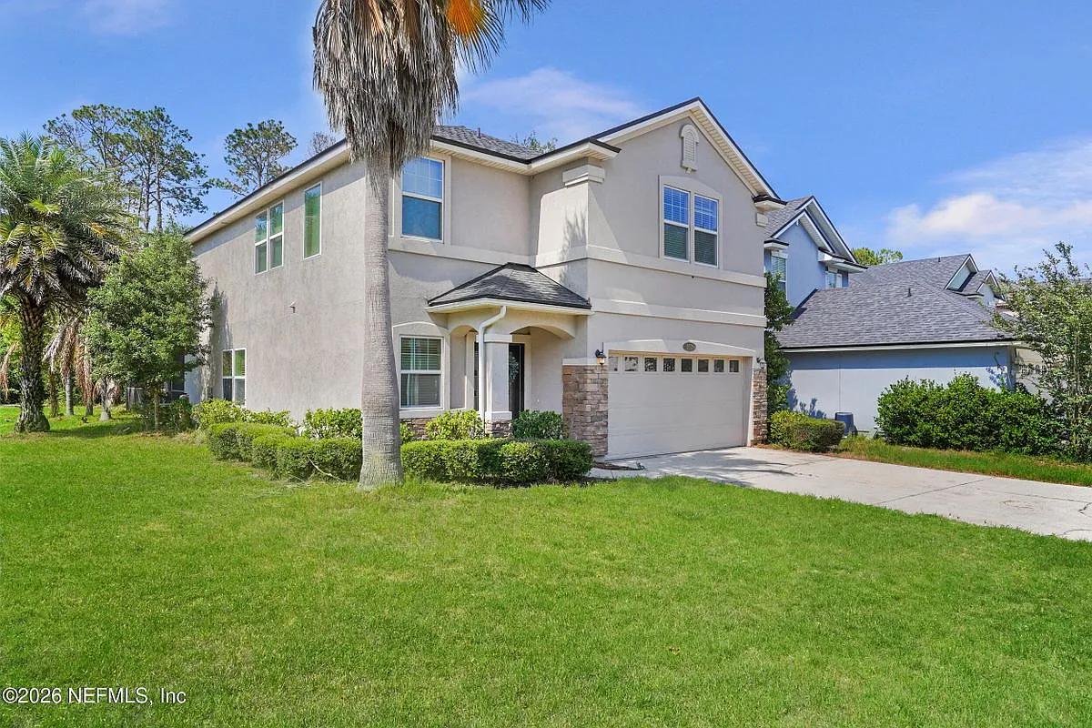 4 bed, 3.0 bath, 2127 sqft, $3,300 — Photo 3