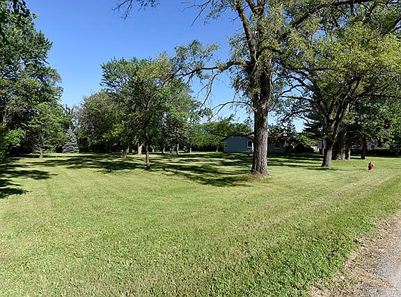 3rd image of 9546 S 78th Ct