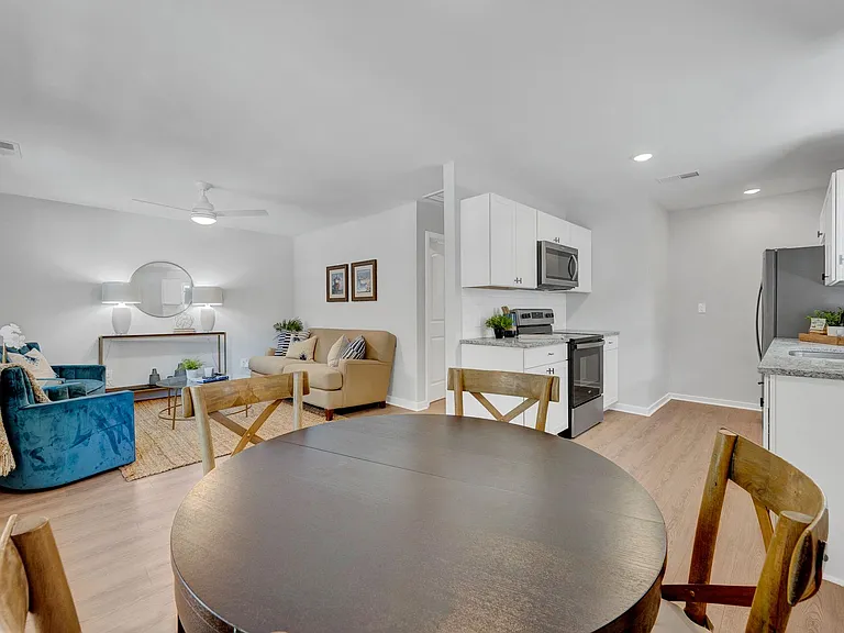 2512 Bennett Yard Rd — Photo 8