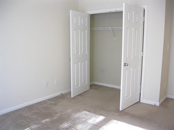 5th image of 634 W Main St #3201