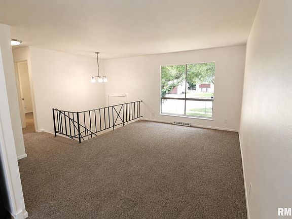 3rd image of 3800 W Brighton Ave