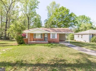 2815 Horseshoe Dr, Macon, GA 31211