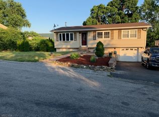 26 Lincoln Ave, Vernon, NJ 07462