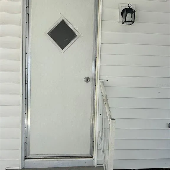 105 Del Rio Dr — Photo 3