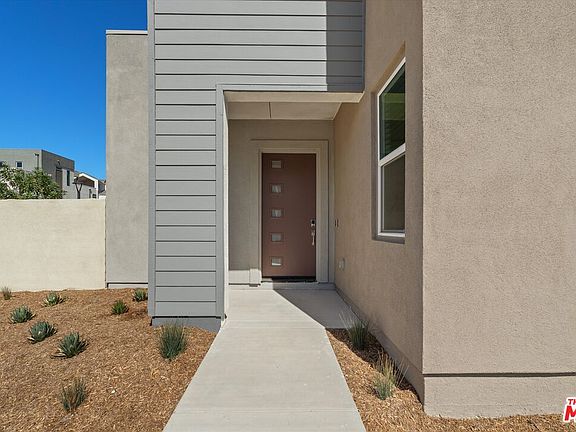2nd image of 26668 Afton Ln