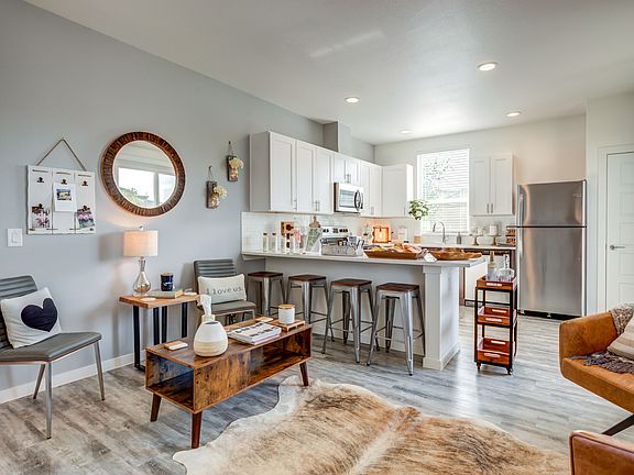 2nd image of 9005 Alderman Dr Unit 30