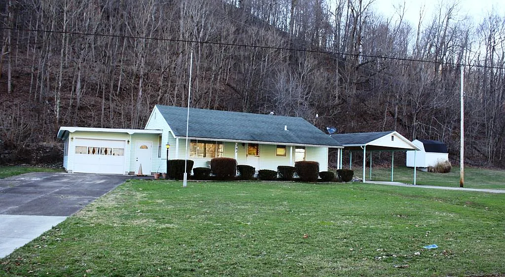 365 Hinkley Hollow Rd photo 1