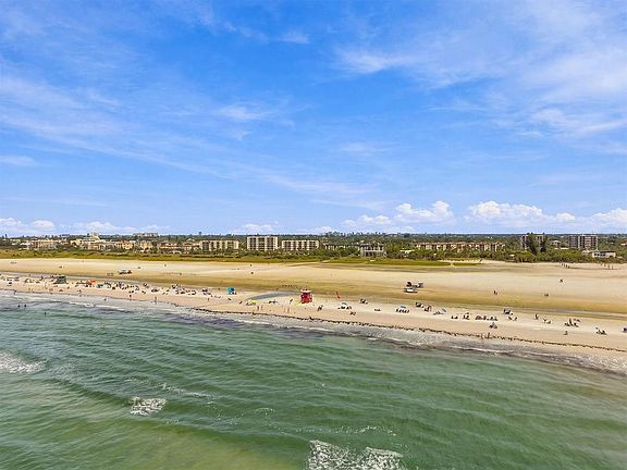 2nd image of 797 BEACH ROAD #415