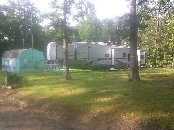 3rd image of 500 Charlotte Ln