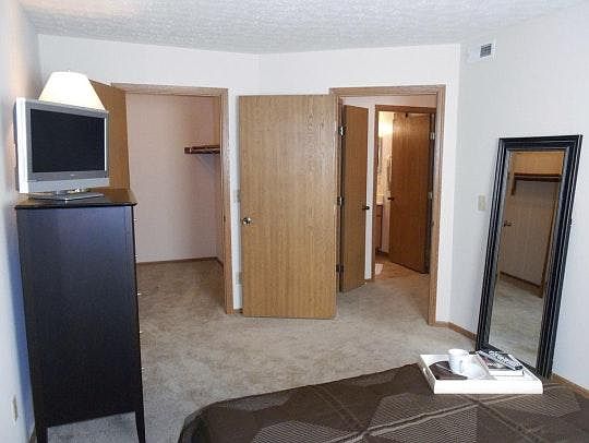 5th image of 10862 Southwind Dr