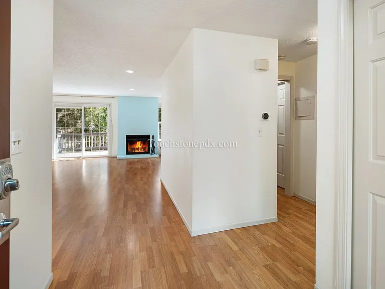 6330 SW 152nd Ave — Photo 6