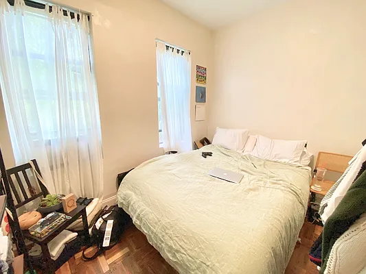 Rented by Zjama Realty Corp | media 8