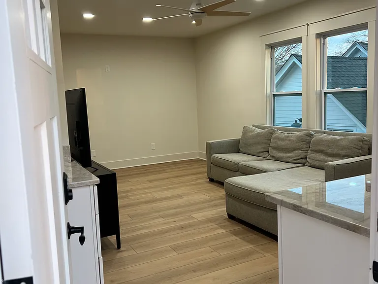 4765 Logan Rd — Photo 9