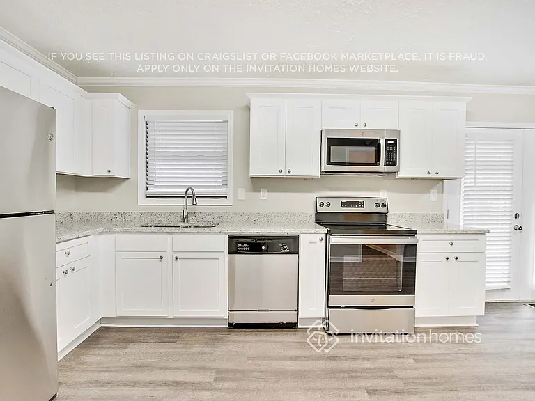 4596 Sahara Dr SW — Photo 8