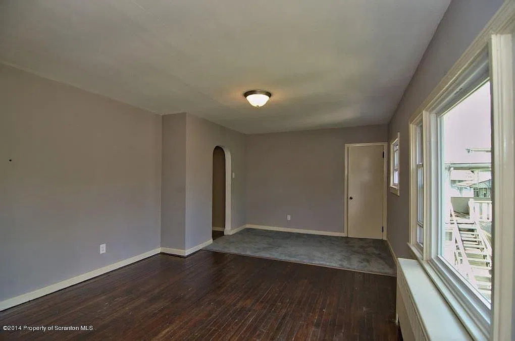 2 bed, 850 sqft, $1,400 — Photo 4