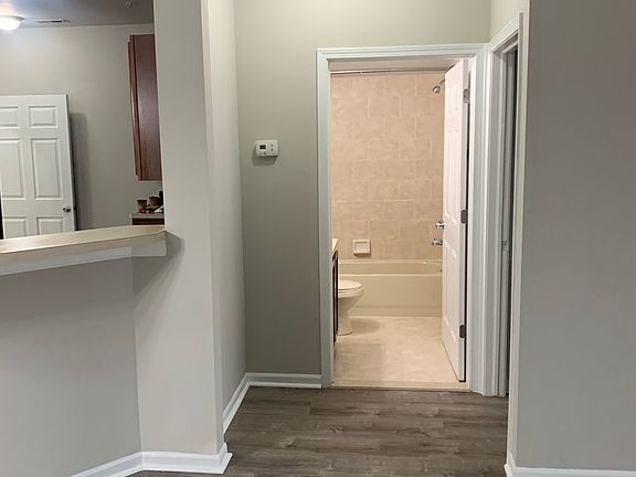 5th image of 8375 Towne Center Cir S Building 5-58