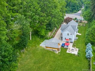 28 Old Georgetown Rd, Weston, CT 06883