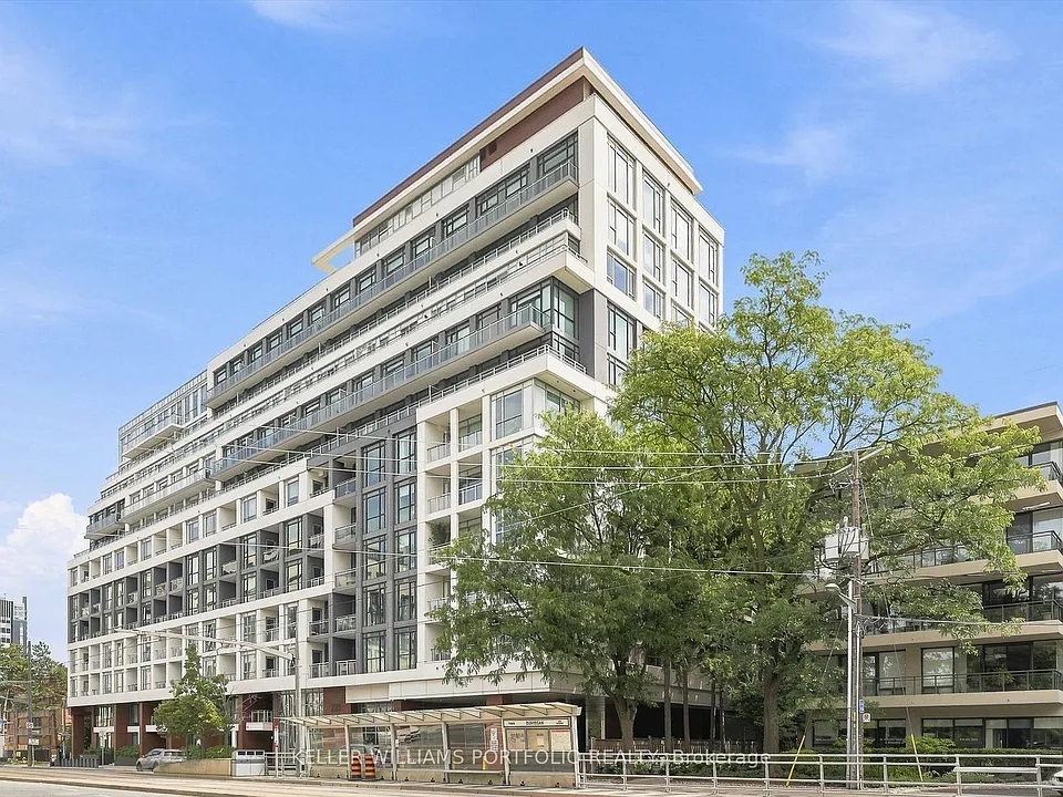 223 Saint Clair Ave W #306