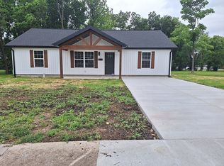 535 W Hayes St, Lebanon, MO 65536