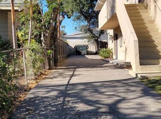 95 N San Marino Ave, Pasadena, CA 91107
