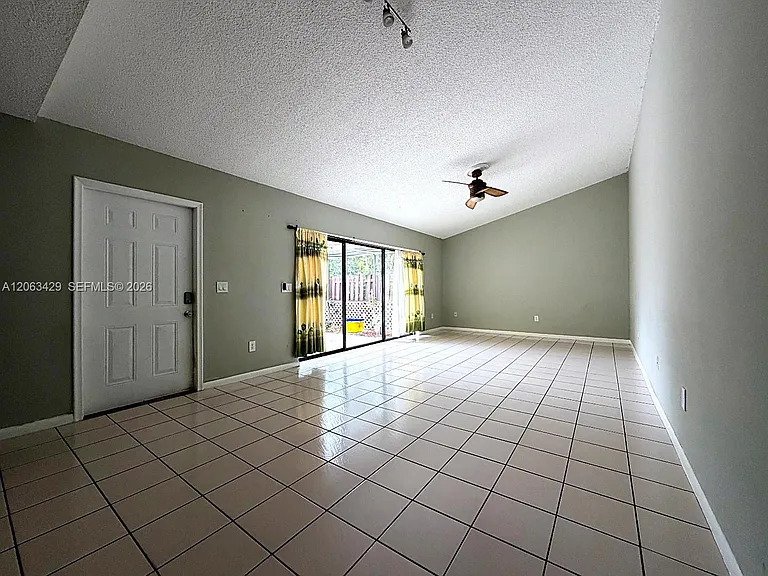4226 S Landar Dr #4226 — Photo 6