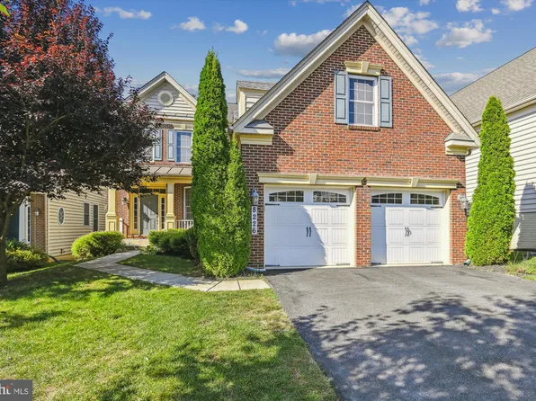 8226 Castanea Ln, Derwood, MD 20855