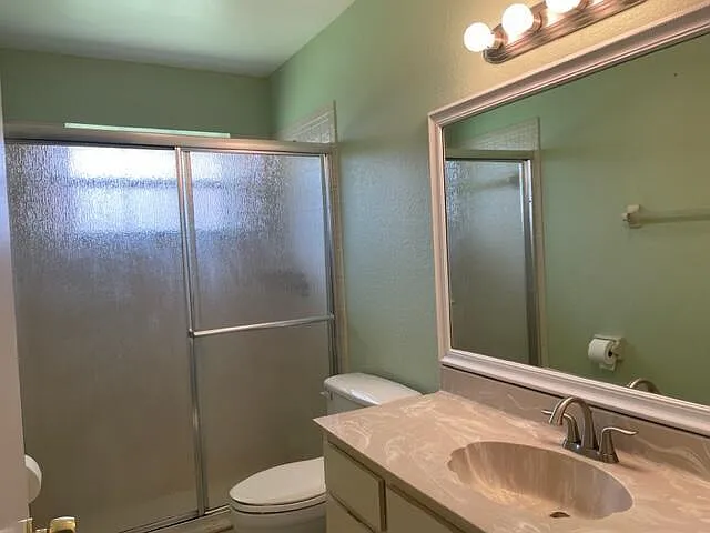 4405 Woodstock Dr #D — Photo 7