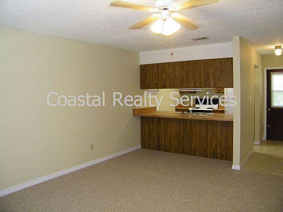 3rd image of 515 Landview St APT D