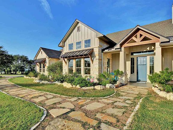 3rd image of 601 Summit Springs Dr