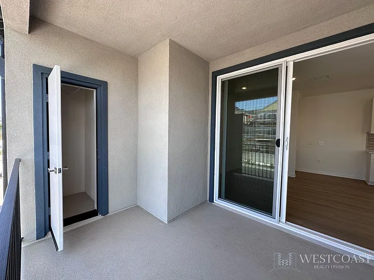 5954 Catskills Ct — Photo 20