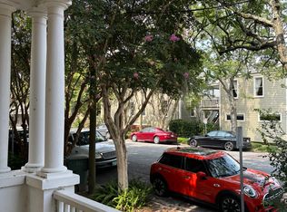 810 Barnard St, Savannah, GA 31401