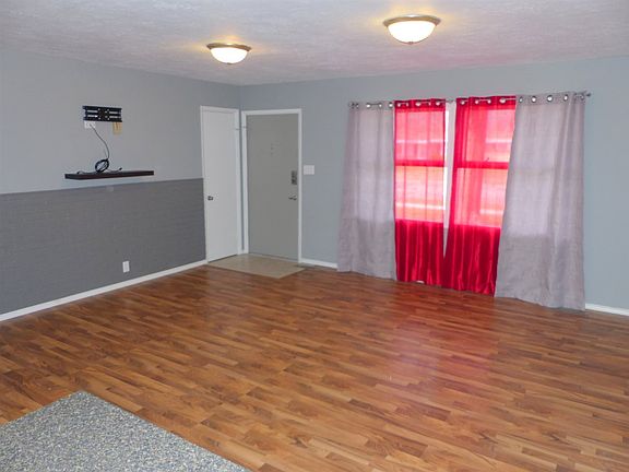 5th image of 3232 Rexford Dr