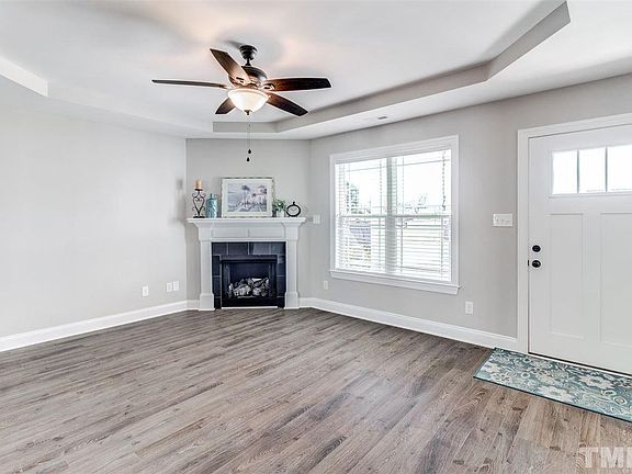 5th image of 102 W Goldsboro St #D