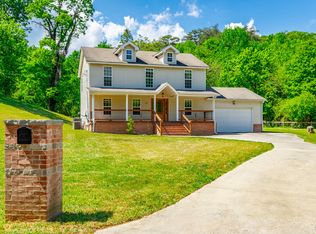 957 Lower Mill Rd, Hixson, TN 37343