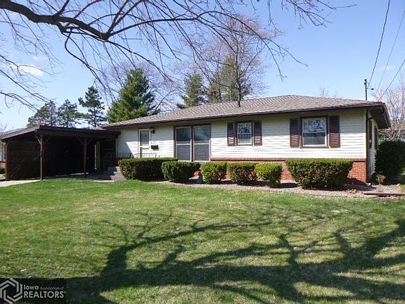 3rd image of 2630 Northwood Ave