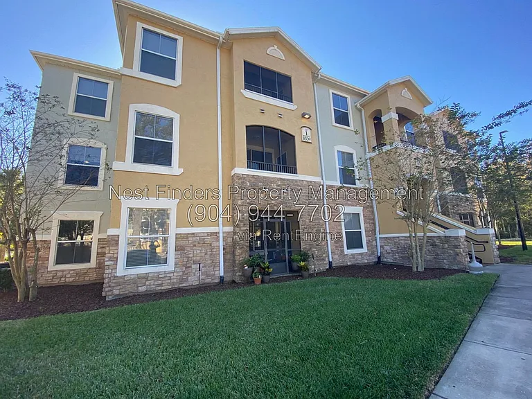 8539 Gate Pkwy W #122 — Photo 2