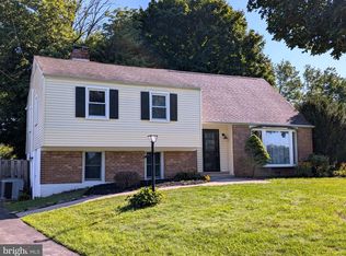 1320 Greentree Dr, West Chester, PA 19382