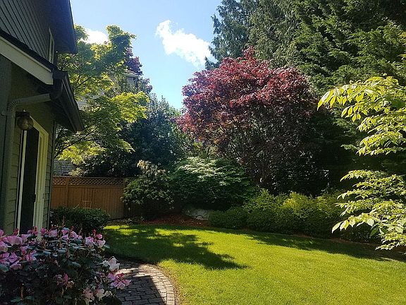 4th image of 23252 NE 15th St