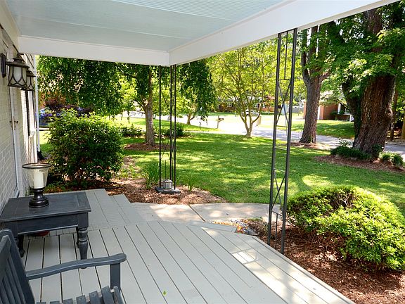 3rd image of 3320 Old Kirkwood Dr