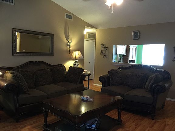 4th image of 1001 High Hill Pl