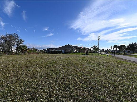 4th image of 917 NW 14th Ln