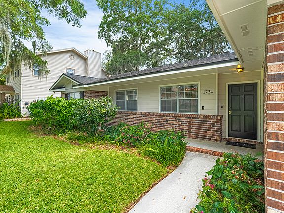 3rd image of 1734 Hammock Cir W