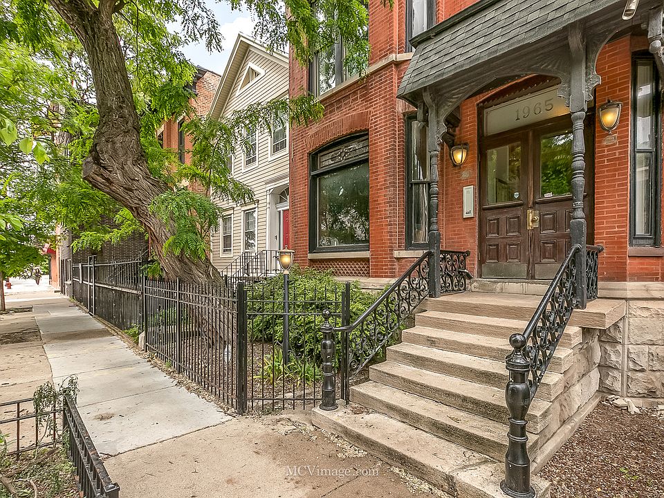 1st image of 1965 N Lincoln Ave #2